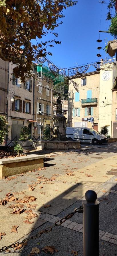 ENTRE AIX ET MARSEILLE - Petite maison à Auriol Esterno foto